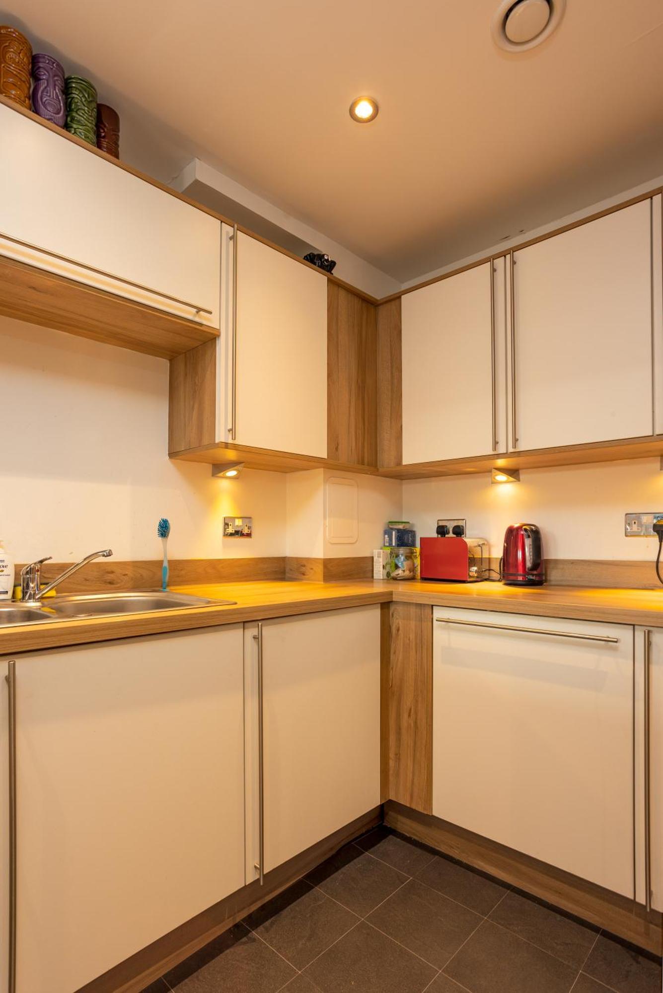 Comfy 2 Bedroom Apartment Near Edinburgh City Centre Экстерьер фото